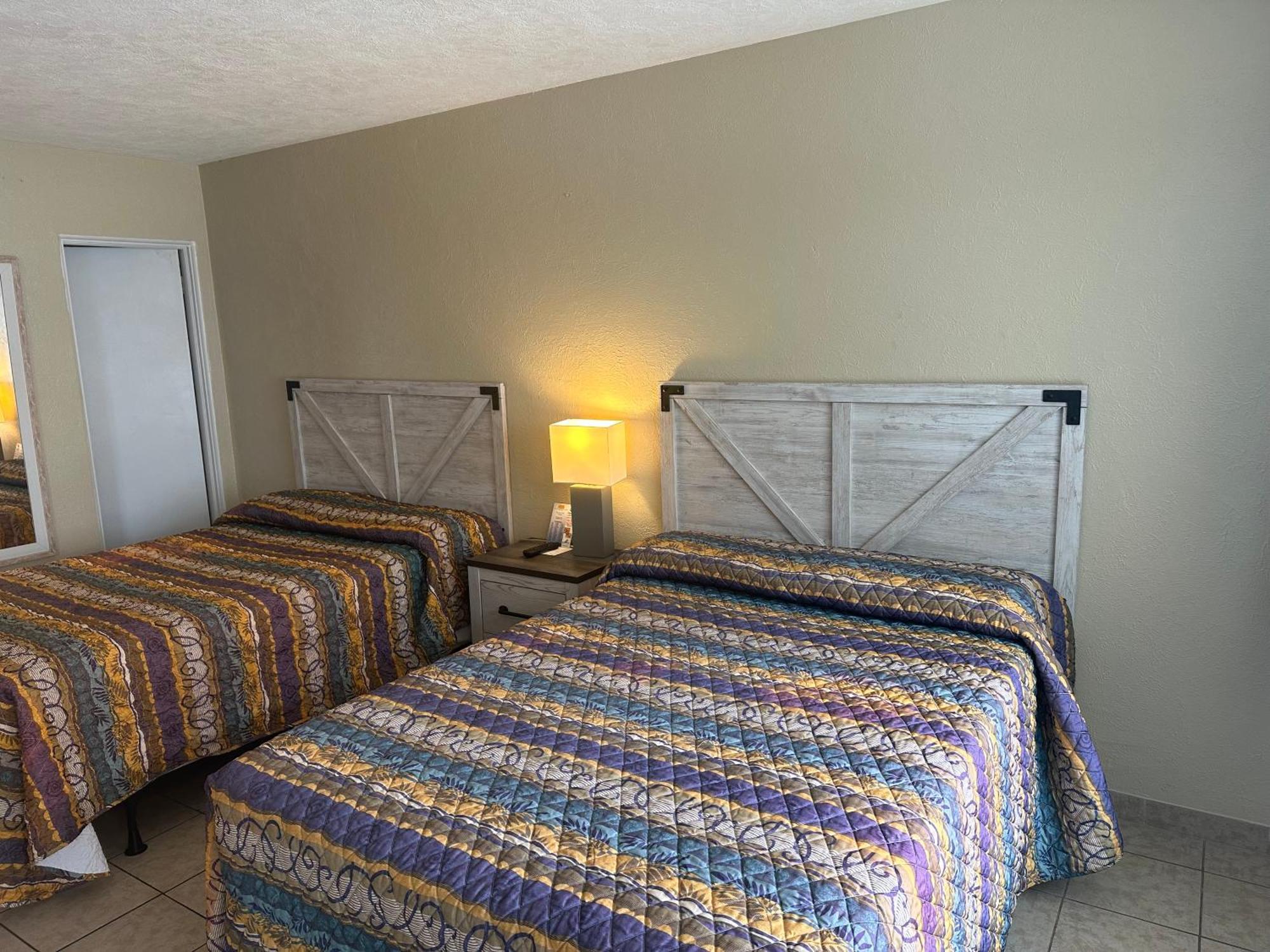 וויילדווד קרסט Beach Colony Motel מראה חיצוני תמונה